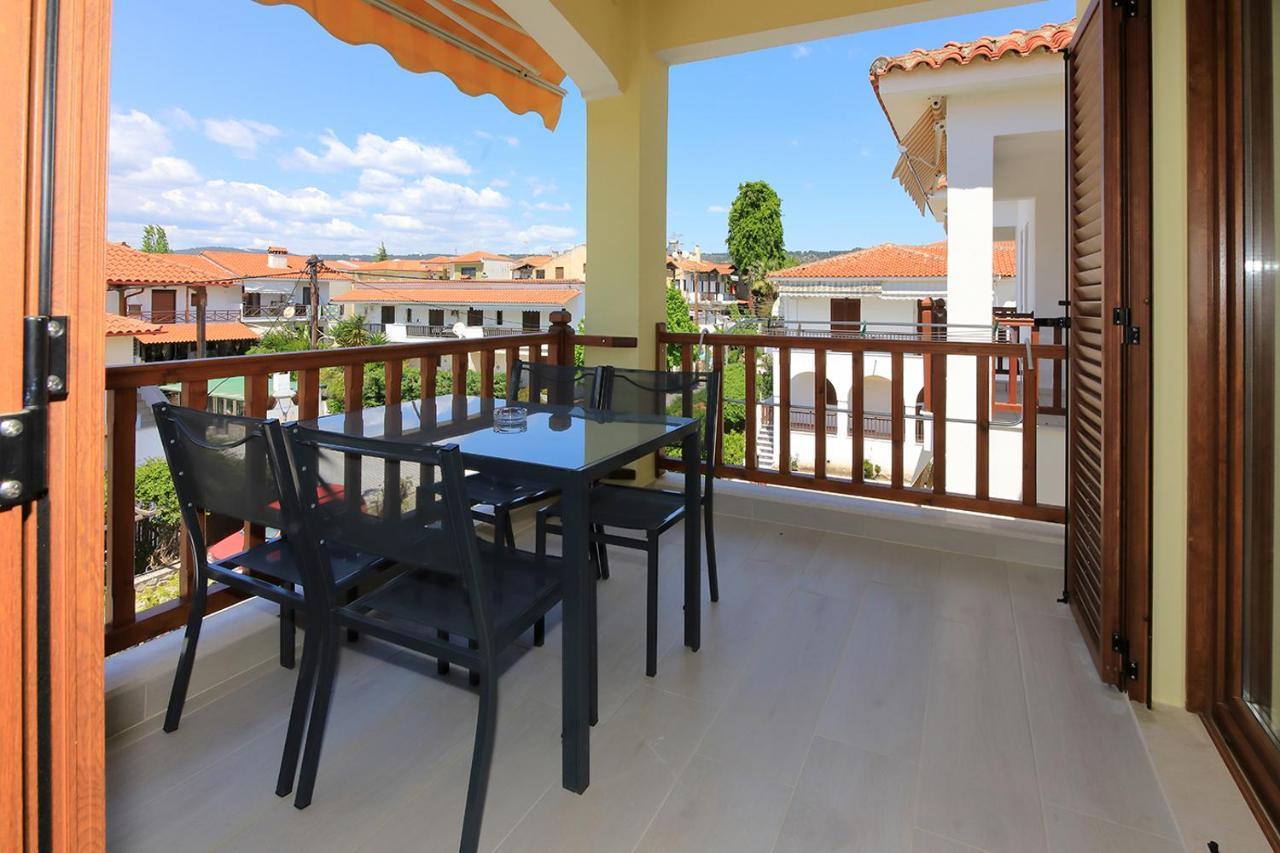 Agapitos Apartments Nikiti  Exterior photo